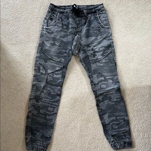 Men's Camouflage Jogger Jeans